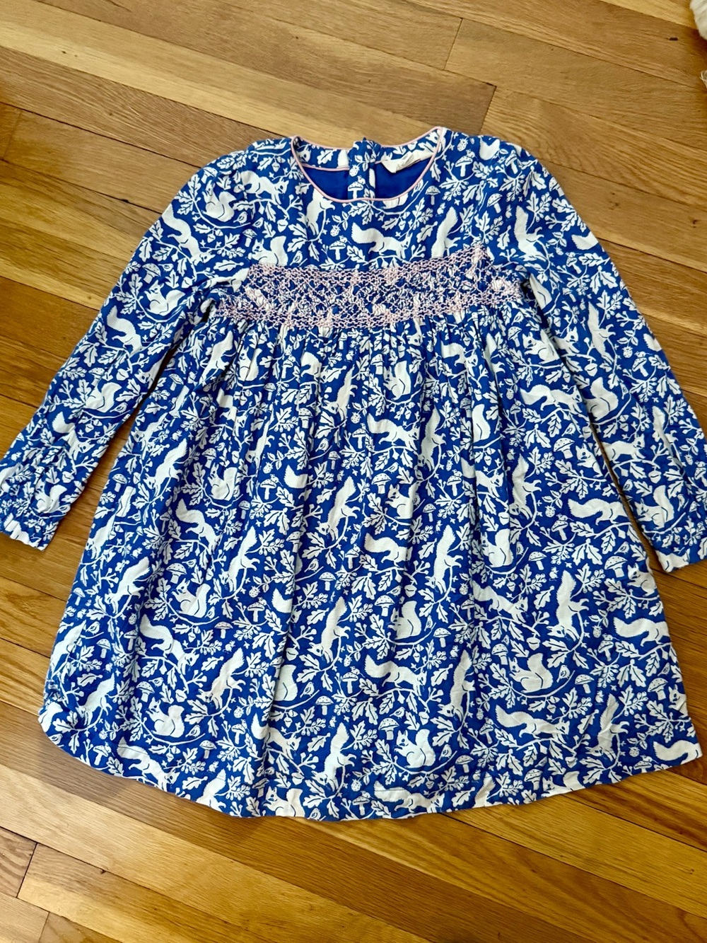 Mini Boden 7-8Y Smocked Woodland Print Fully-Lined Cotton Jersey Dress
